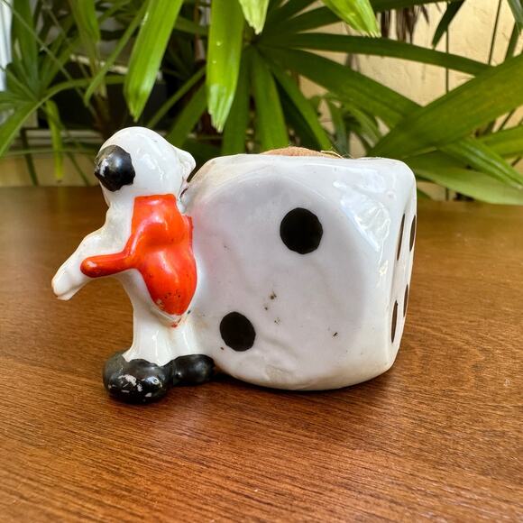 Vintage Dog with Violin Dice Pin Cushion Ceramic Made in Japan - Picture 3 of 7